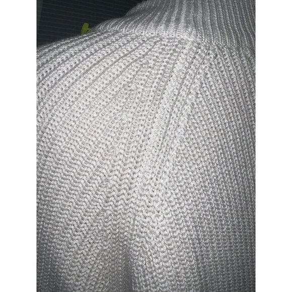 H & M Basics Beige Knit Sweater -- Large - Picture 10 of 12